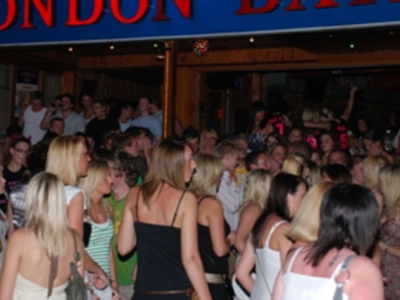 Νέο αιματηρό επεισόδιο με Βρετανό τουρίστα στα Μάλια