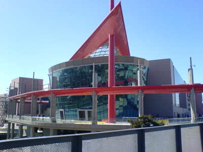 “Στον πάγο” το νέο Mall