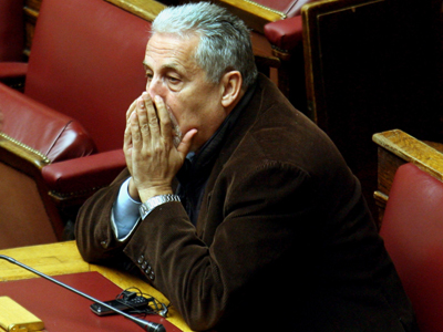 Μανώλης: Να παραιτηθεί ο Παυλίδης