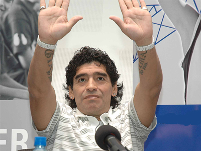 «Μιλάει ο Πελέ που έχασε την παρθενιά του από άνδρα»