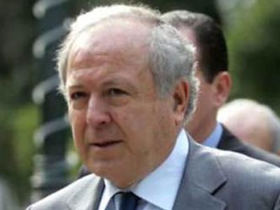 Mοίρασαν πίτσες σε διμοιρίες των ΜΑΤ