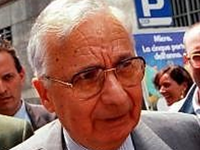 Πρώην εγκληματίας σχολιαστής στην τηλεόραση