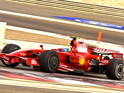 Pole position ο Μάσα στη Σιγκαπούρη