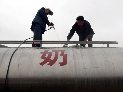 Είχαν στήσει εργοστάσια παραγωγής μελαμίνης
