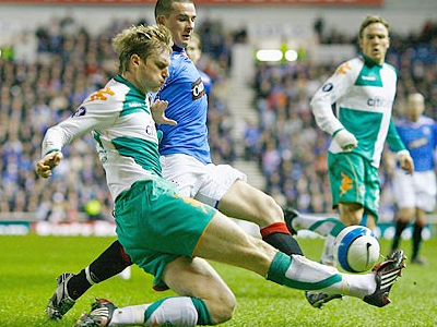 Χάνει τον τελικό του Κυπέλλου UEFA και ο Μερτεζάκερ