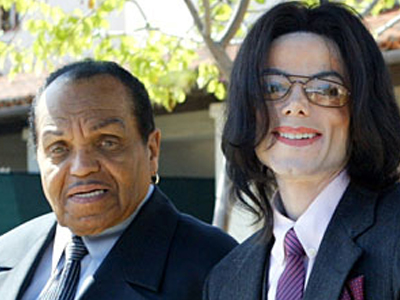 Εκτός διαθήκης ο πατέρας του Jackson