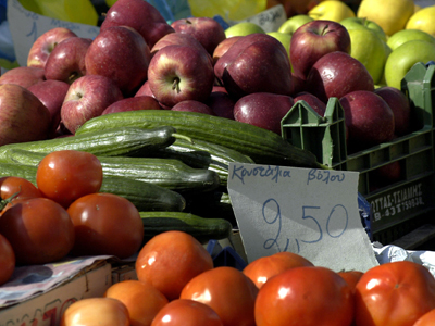 Ξεμένει από μήλα και τομάτες η Ε.Ε.