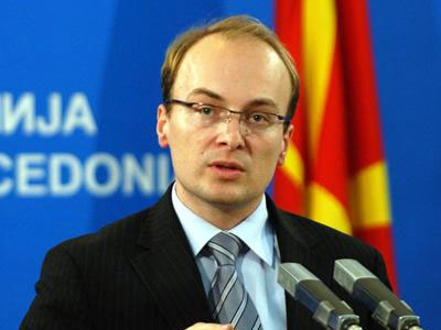 Σεβασμό της “μακεδονικής” ταυτότητας ζήτησε από την Ελλάδα ο Μιλόσοσκι