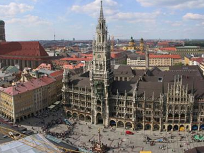 Η Ιερά Μητρόπολη Γερμανίας τίμησε τη Γερμανίδα που μιλάει αρχαία Ελληνικά