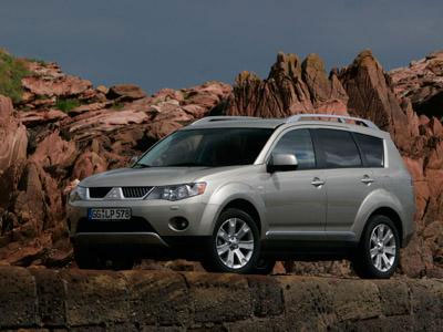 Mitsubishi Outlander με νέα ειδική τιμή