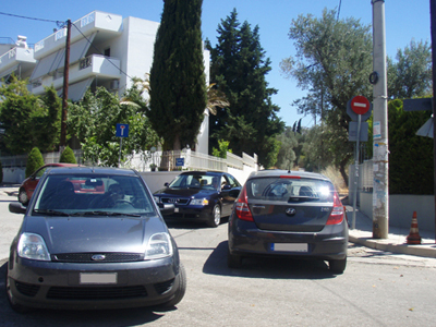 Στραβά και ανάποδα στους μονόδρομους