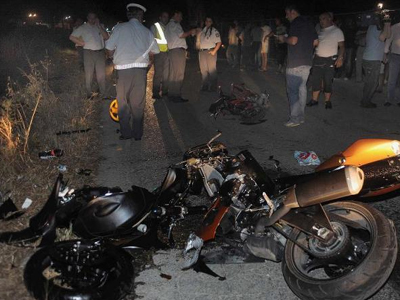 Δύο νεκροί σε τροχαίο στα Μουδανιά