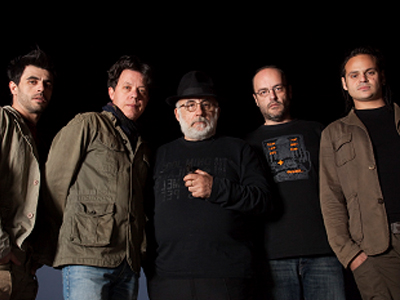 Θάνος Μικρούτσικος-Υπόγεια Ρεύματα live στο Metropolis stage