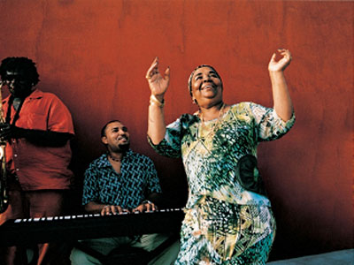 Cesaria Evora στο «Αθηνών Αρένα»