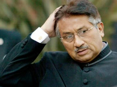 Σχεδιάζουν αποπομπή του Μουσάραφ