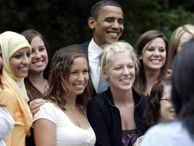 Για ρατσιστική συμπεριφορά κατηγορείται ο Ομπάμα