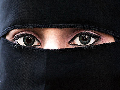 Δεν είχε δει το πρόσωπό της σε 30 χρόνια γάμου