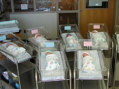 Νεογνά κάηκαν ζωντανά