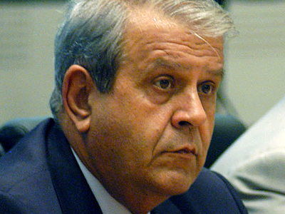 ”Είναι αδίστακτος, πλουτίζει και προκαλεί”