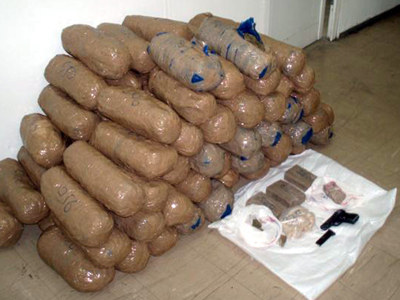 Πιάστηκε με μεγάλη ποσότητα ναρκωτικών