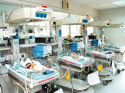 Στο ”Παίδων” μεταφέρθηκαν δέκα μωρά