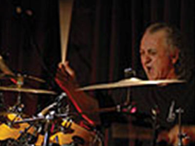 Nickos Kapilidis & the Jazz Utopia