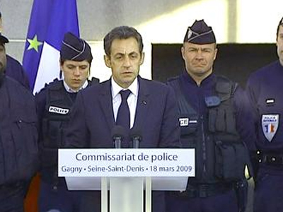 Αυστηρά μέτρα Σαρκοζί για την πάταξη της νεανικής βίας