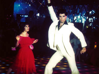 Ο χορός α λα Τραβόλτα «τραβάει» τις γυναίκες