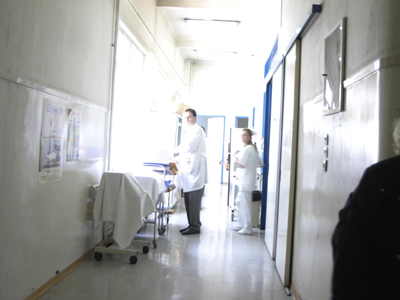 Υγεία: τα κέρδη ιδιωτικοποιούνται και τα χρέη κρατικοποιούνται