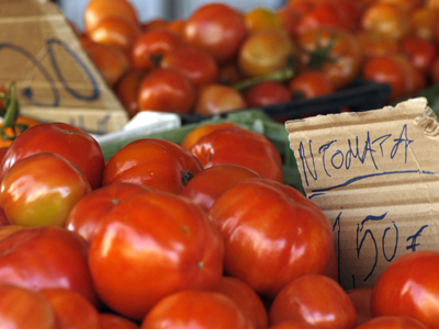 Ακόμη ακριβότερα πλήρωσαν τα τρόφιμα οι Έλληνες