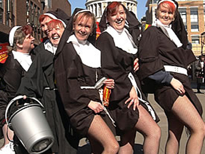 «Ευλογημένες» συλλήψεις στα Μάλια