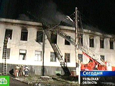 Γηροκομείο τυλίχθηκε στις φλόγες