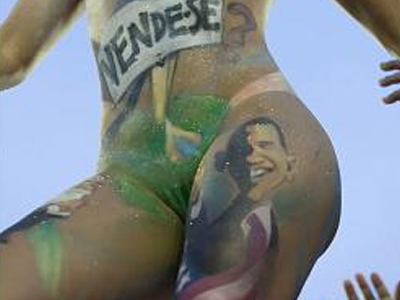 Ο Ομπάμα στα οπίσθια … Βραζιλιάνας χορεύτριας