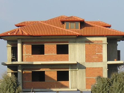 Σταματά σταδιακά η πτώση των ακινήτων εκτιμά η Εθνική