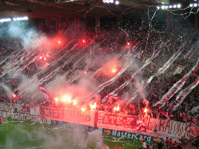 «Καμπάνα» με αναστολή στον Ολυμπιακό από UEFA