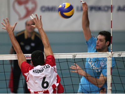 Κέρδισε το ντέρμπι ο Ηρακλής, 3-0 τον Ολυμπιακό