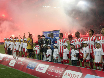 Αποφασίζει μόνος του για τα τηλεοπτικά ο Ολυμπιακός