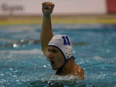 Στο… ρελαντί ο Ολυμπιακός 11-3 τον Πανιώνιο στο πόλο