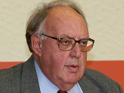 Ο Πάγκαλος και ο Αλμούνια