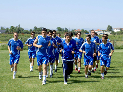 Ανακοίνωσε την αποστολή της Εθνικής Παίδων ο Σεμερτζίδης