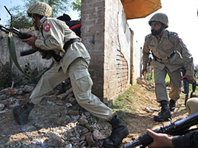 Έληξε η πολιορκία στο Πακιστάν