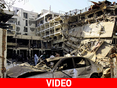 Ισχυρή έκρηξη έξω από ξενοδοχείο στο Πακιστάν