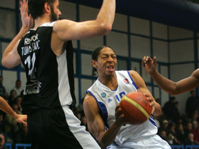 Μόνος τρίτος ο Πανελλήνιος 68-65 τον ΠΑΟΚ