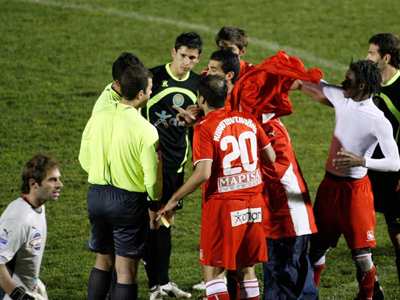 Ανακοίνωση κατά του Γερμανάκου από τον Πανσερραϊκό