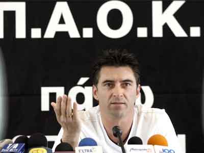 Έτοιμος να τα βροντήξει ο Ζαγοράκης!