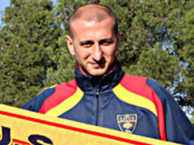 Παρουσίασε τον Παπαδόπουλο η Λέτσε