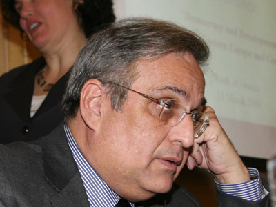 Έτοιμη για σκληρά οικονομικά μέτρα η κυβέρνηση