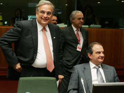 Οι πάντες στην Ευρώπη επικρίνουν την κατάσταση της ελληνικής οικονομίας