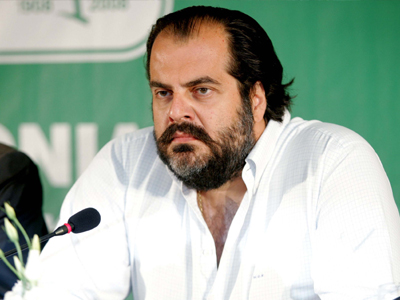 Πατέρας: “Το γήπεδο θα γίνει”