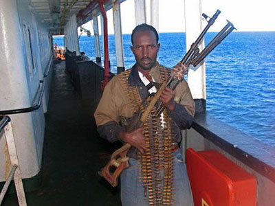 Σομαλοί πειρατές κατέλαβαν πλοίο